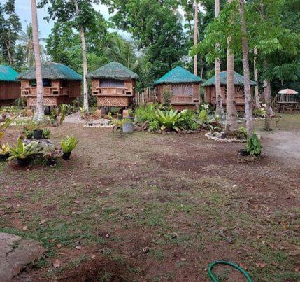 Elvira'S Homestay Looc  Exterior photo
