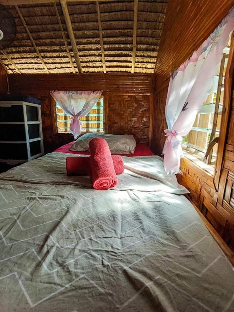 Elvira'S Homestay Looc  Exterior photo